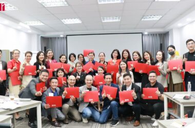 cf12a08878f1d7af8ee0-380x250